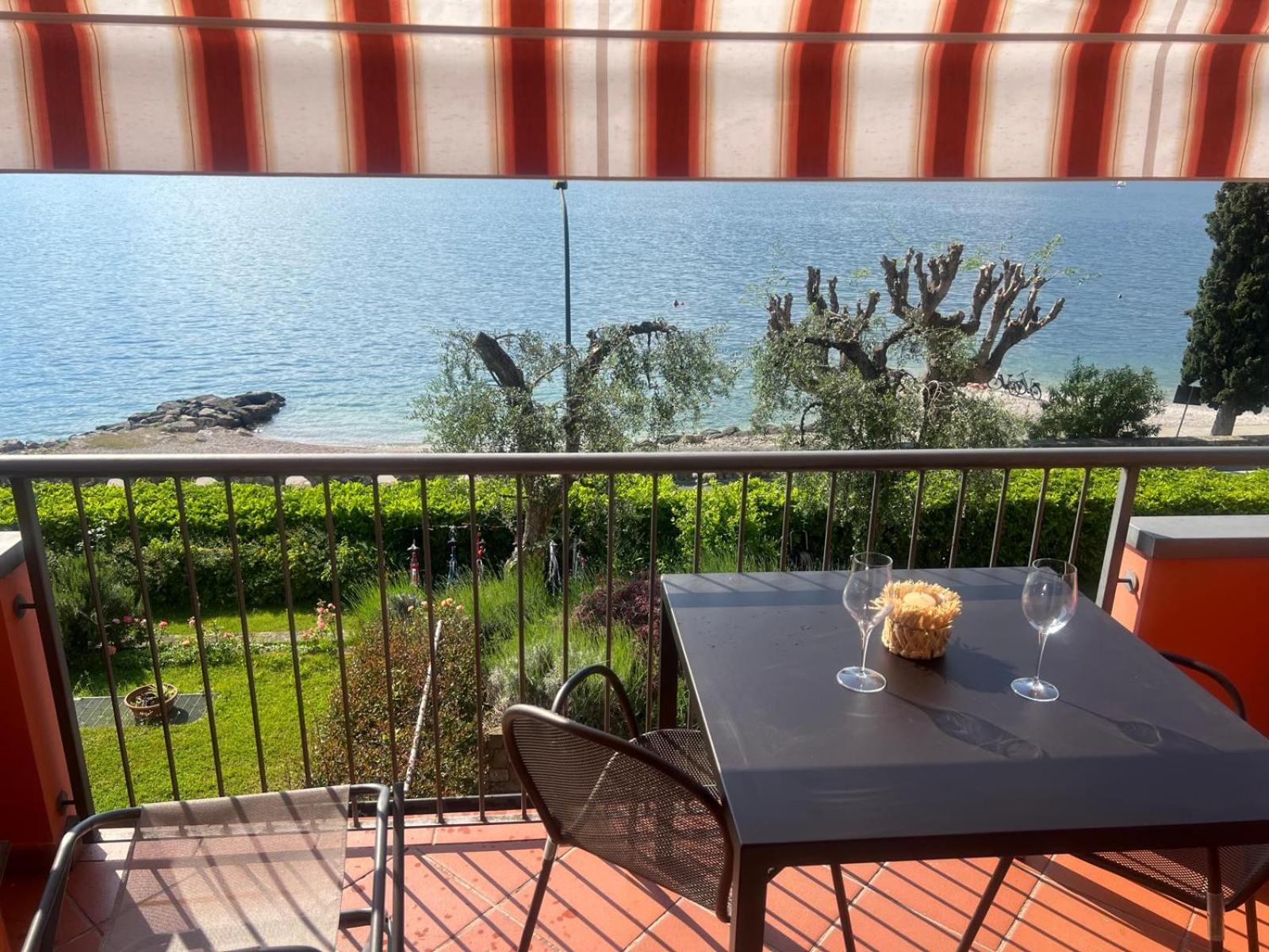 Residence Villa Al Lido 布雷佐内加尔达 外观 照片