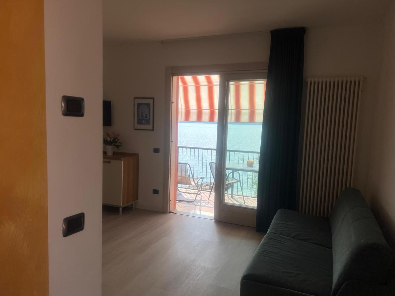 Residence Villa Al Lido 布雷佐内加尔达 外观 照片