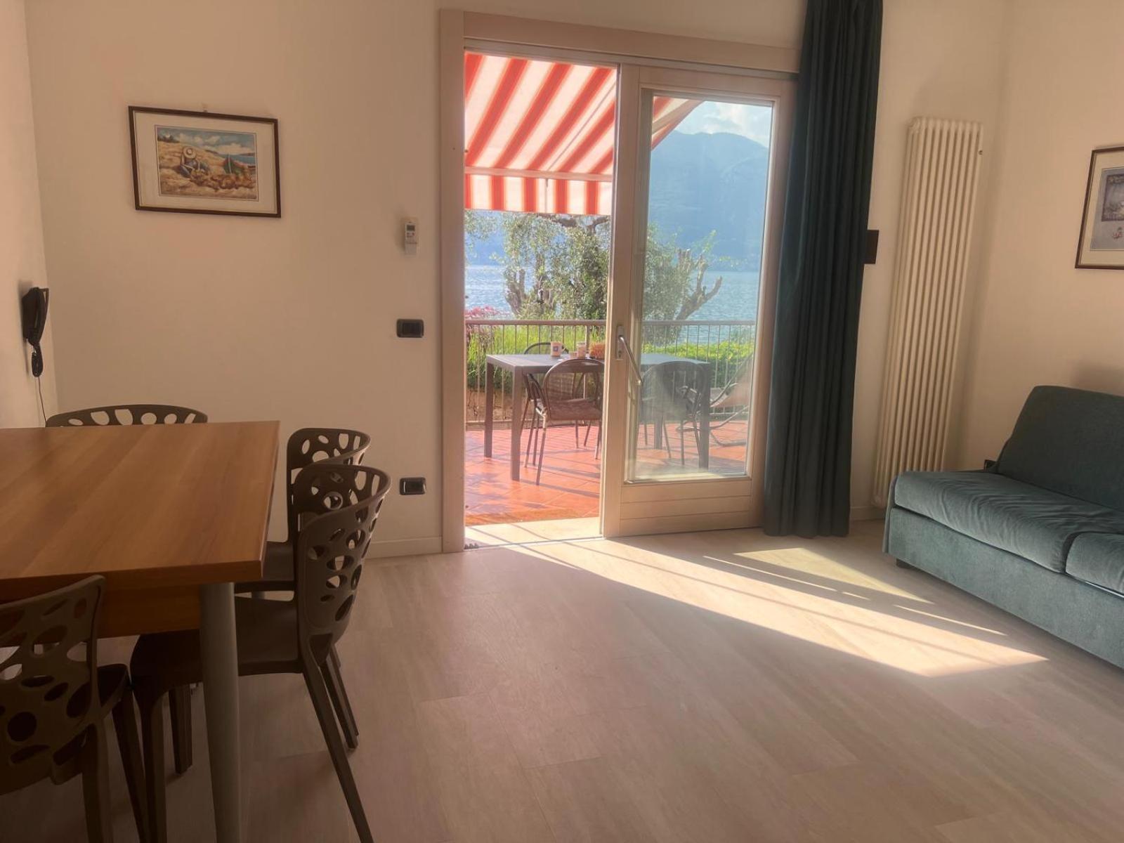 Residence Villa Al Lido 布雷佐内加尔达 外观 照片